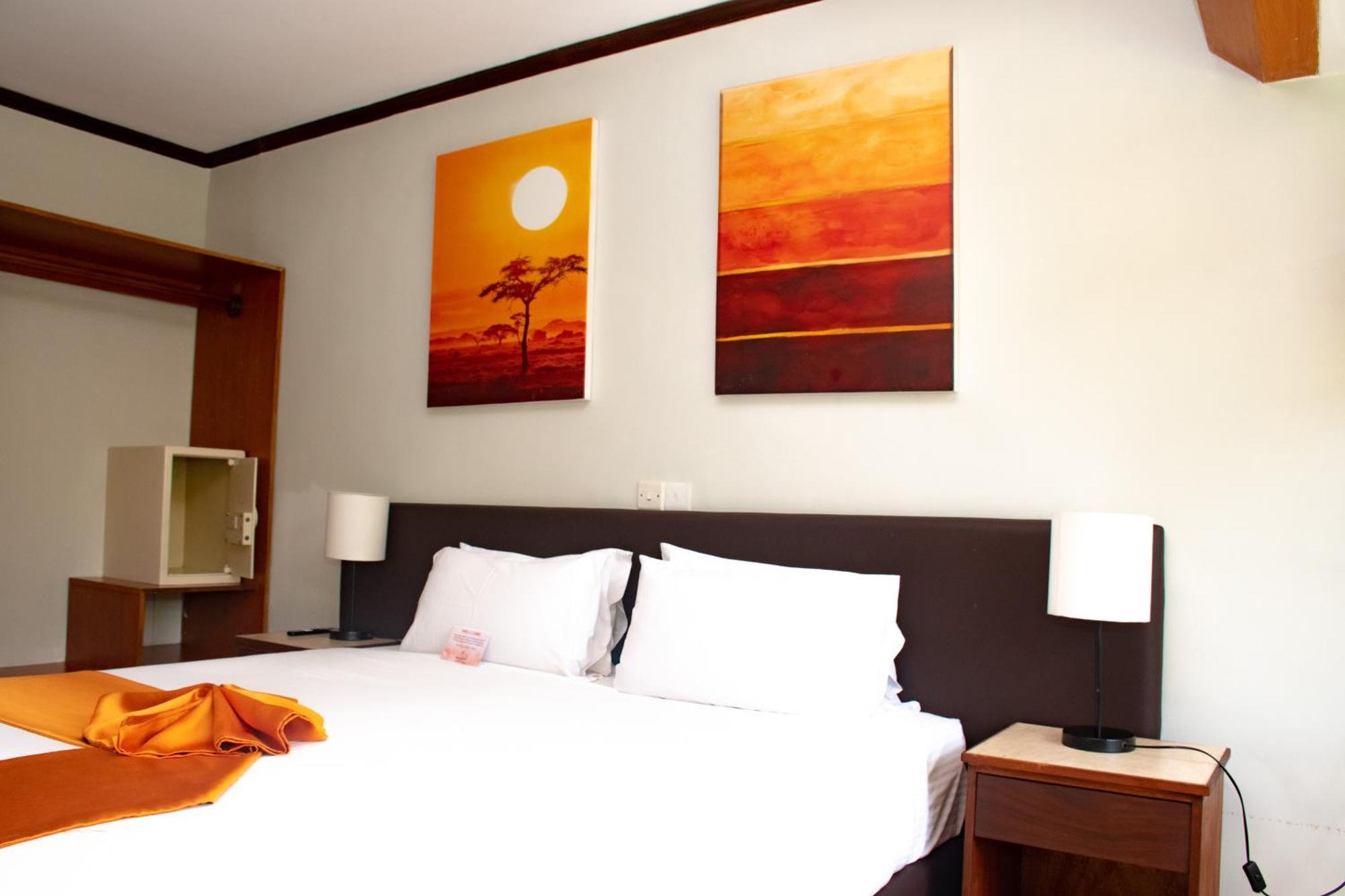 Hotel Boulevard Nairobi, City Centre Cbd Екстериор снимка