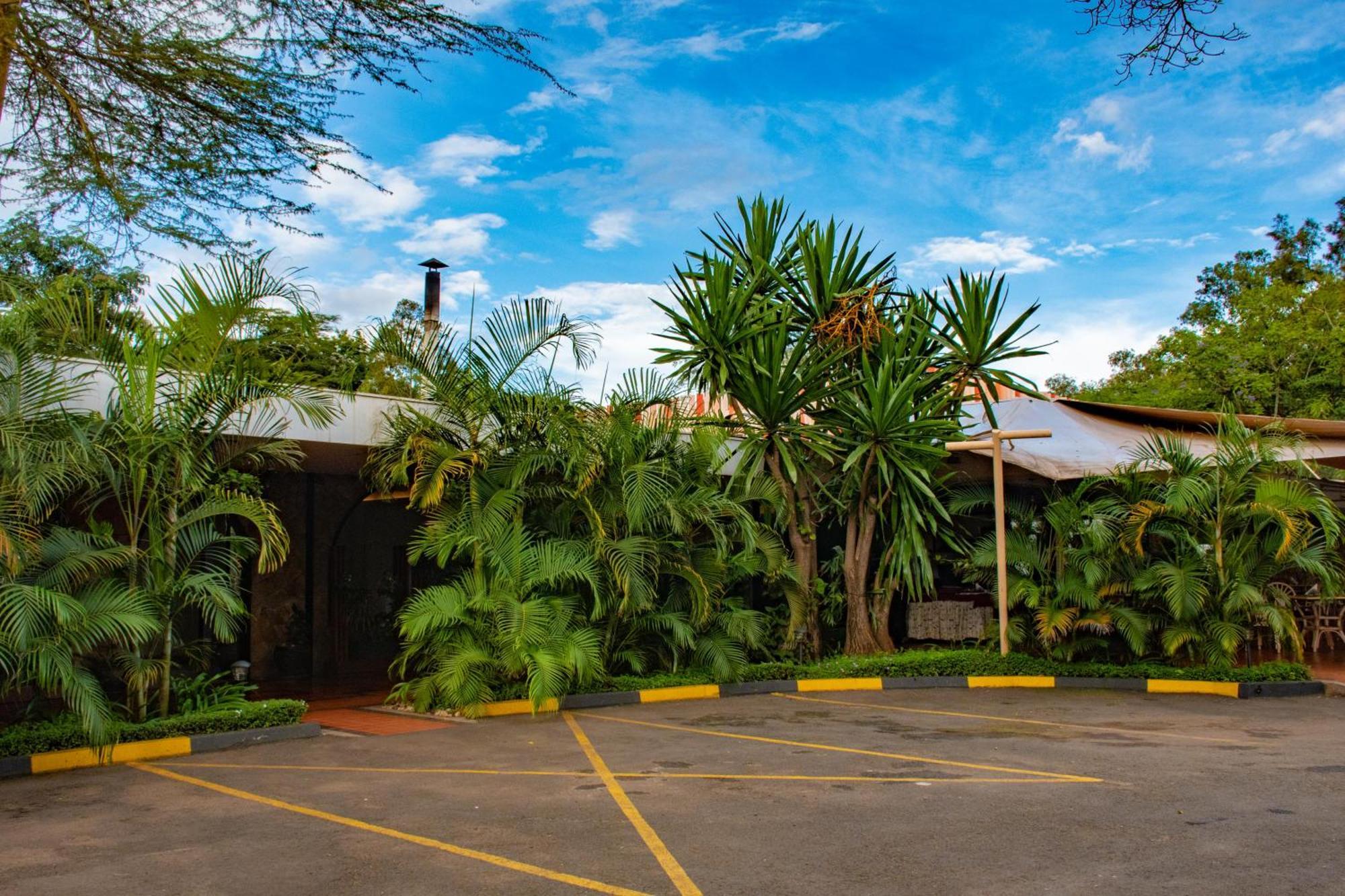 Hotel Boulevard Nairobi, City Centre Cbd Екстериор снимка
