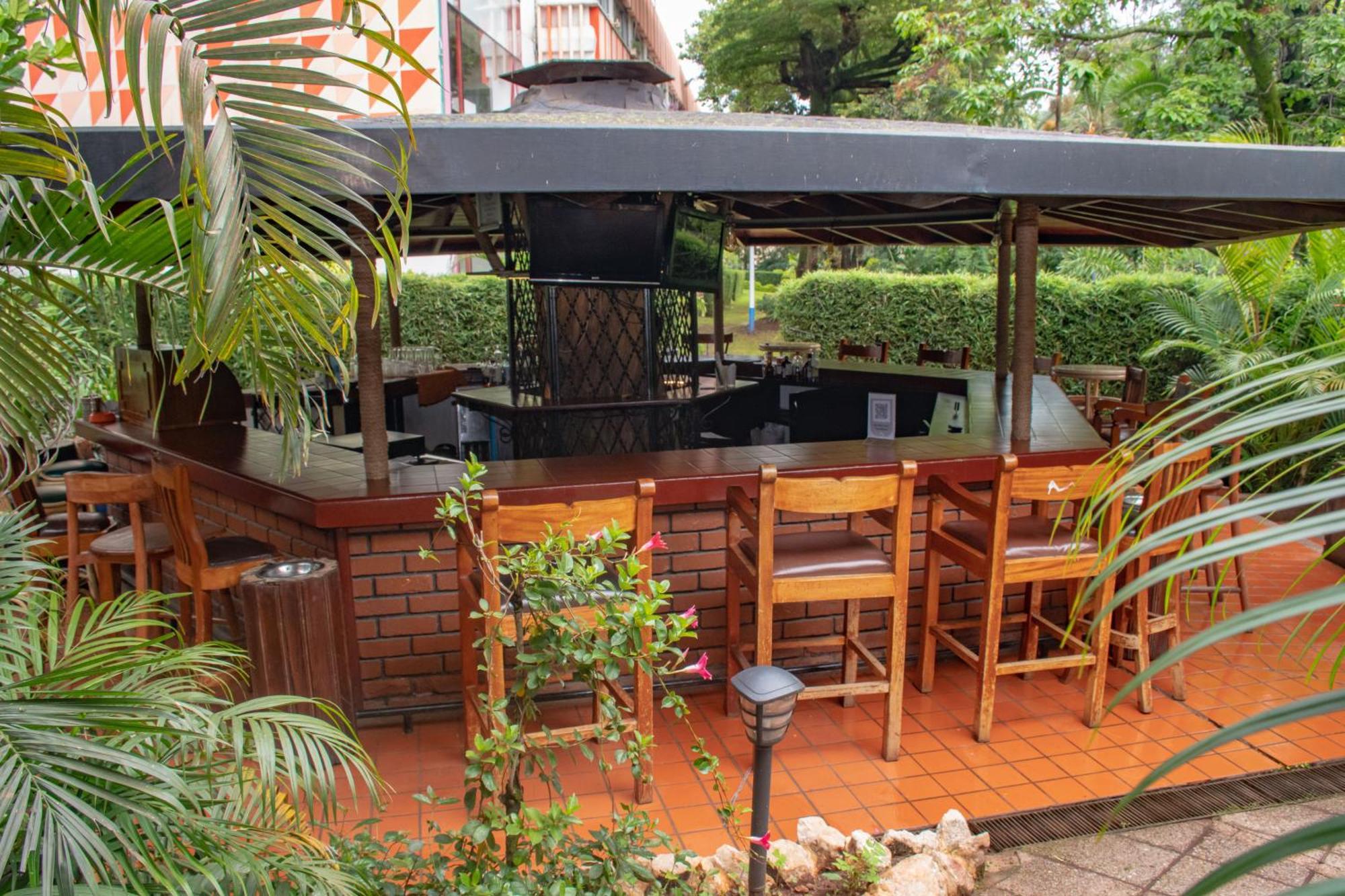 Hotel Boulevard Nairobi, City Centre Cbd Екстериор снимка