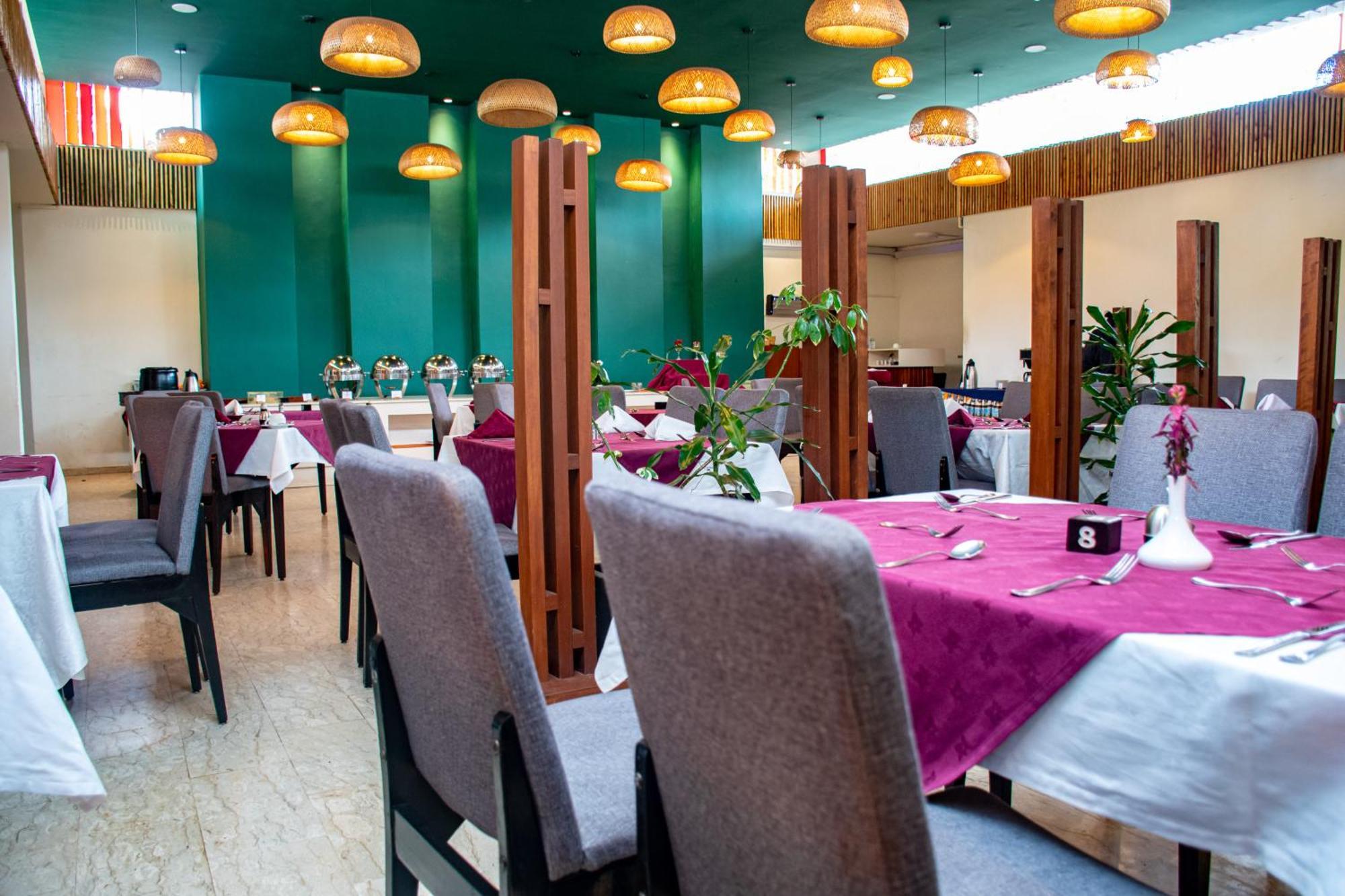 Hotel Boulevard Nairobi, City Centre Cbd Екстериор снимка